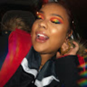 Meet your Posher, Esther galvez